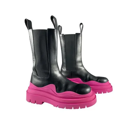 Bottega Veneta Black and Pink Women's Boots - Picture 2 of 16